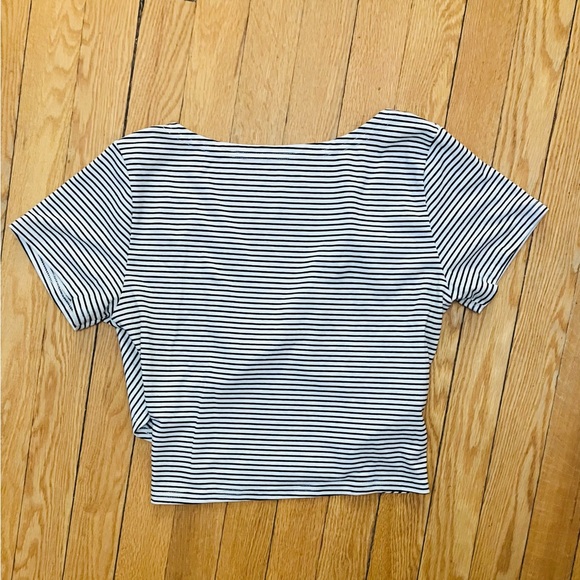 Striped top - Picture 2 of 3
